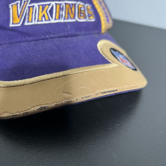 Minnesota Vikings NFL Cap Hat VINTAGE 90s Puma Purple Pro Line Canvas Adjustable - Picture 6 of 9